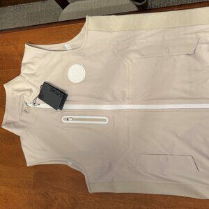 NEW Gfore Weather Resistant Slim Fit Golf Vest